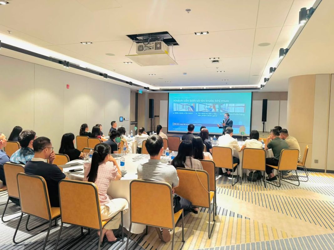 Toàn cảnh buổi đào tạo video cho nhà phân phối khu vực Thanh Nghệ Tĩnh